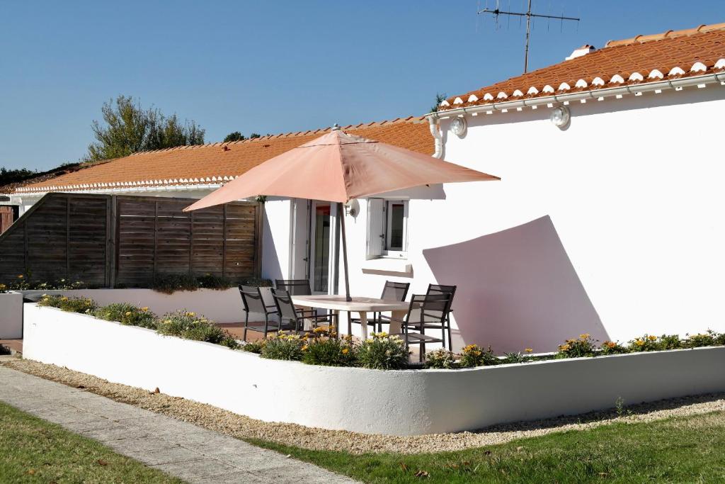 Maison de vacances Petite maison vendeenne cinq personnes pour des vacances reposantes Les Chauffetières, 2 85220 Commequiers