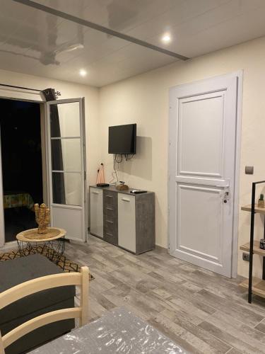 Petite villa dans résidence de vacances