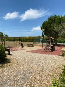 Petite villa dans résidence de vacances