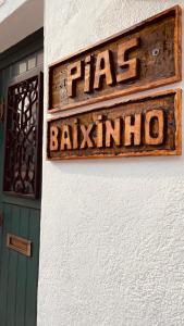 Pias Baixinho