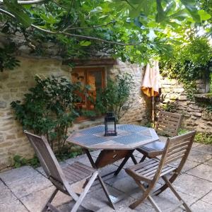 Maison de vacances Pickwicks Villa Rue de la Bucherie 21150 Hauteroche Bourgogne