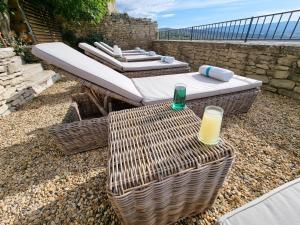 Maison de vacances Piscine troglodyte avec vue incroyable à Gordes Rue Saint-Pons 84220 Gordes Provence-Alpes-Côte d\'Azur