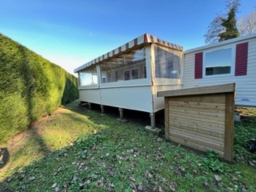 Pitch 484 Excellence range mobile home at Les Charmettes 4 without fun pass Avenue de la Palmyre, 17570 Les Mathes