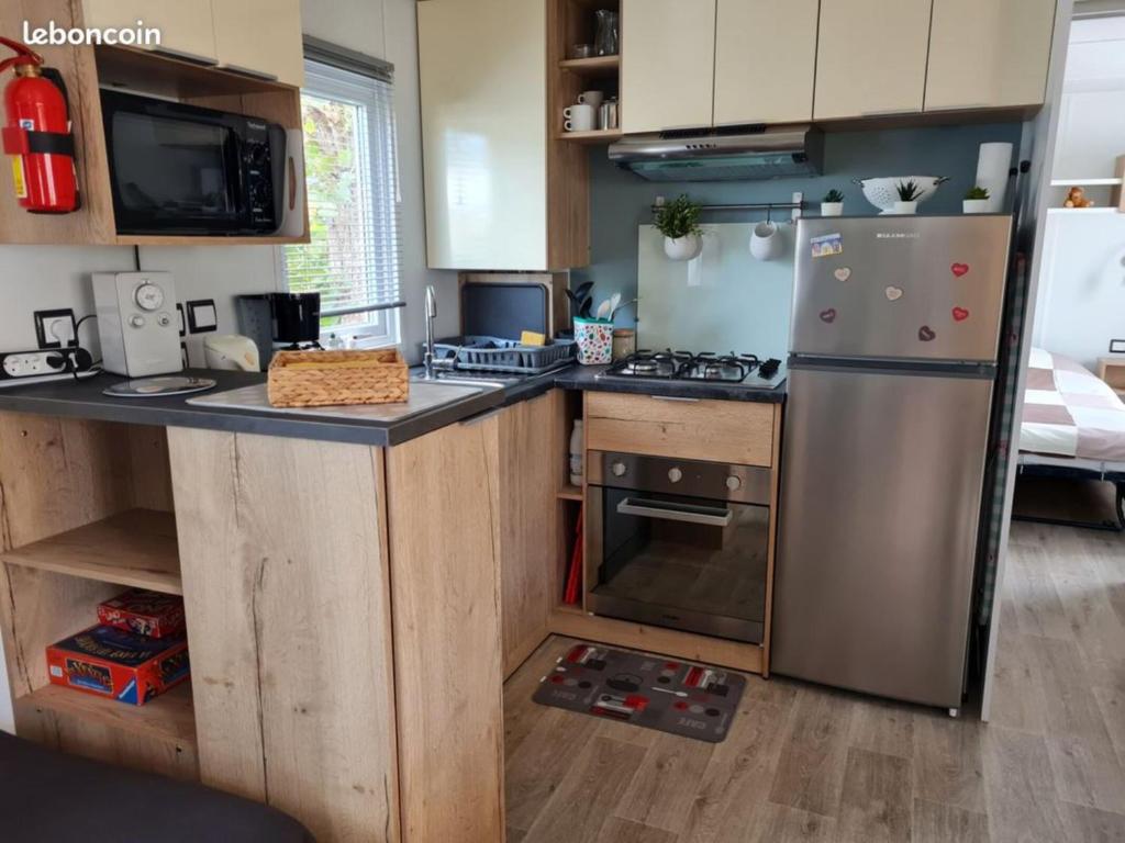 Pitch 875 Excellence range mobile home at Les Charmettes 4 without fun pass Avenue de la Palmyre, 17570 Les Mathes