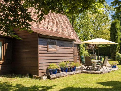 Pleasant cottage with pool large garden and beautiful view