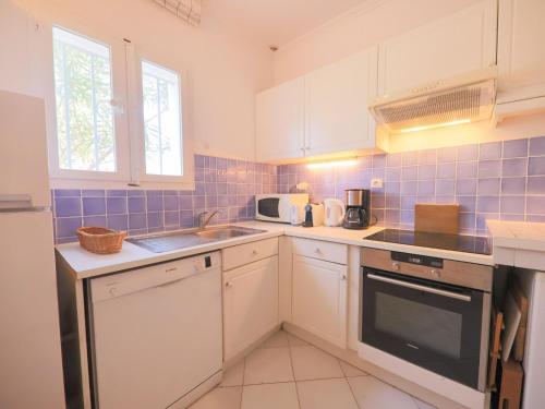 Pleasant holiday home in Port Grimaud with patio