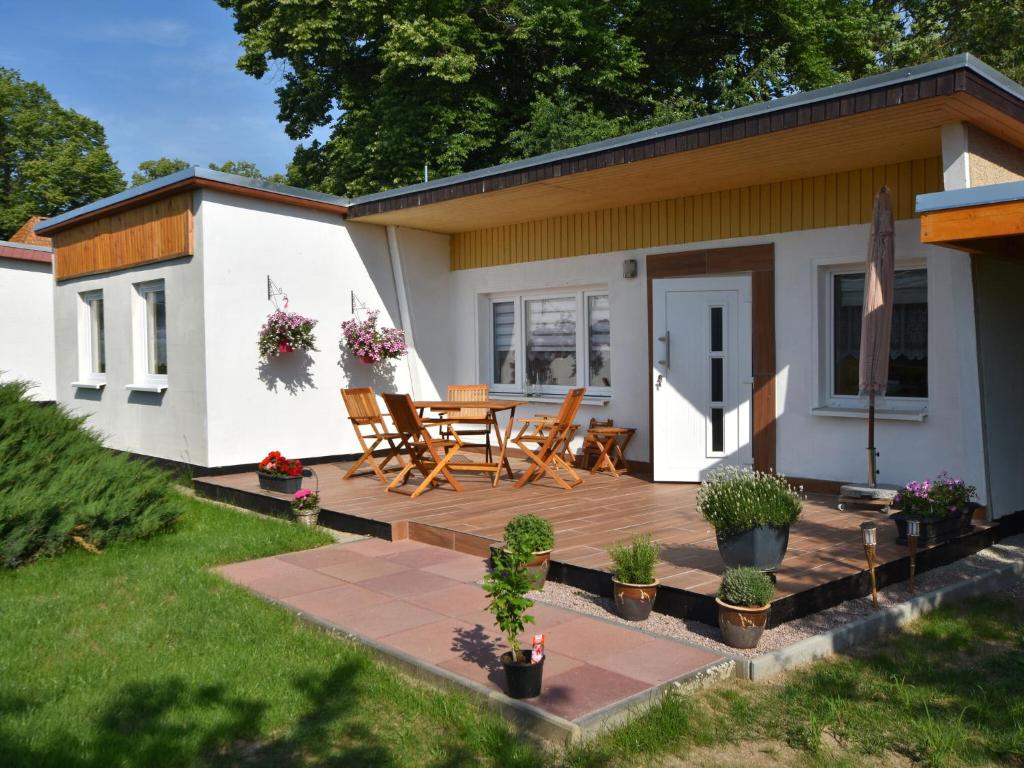 Maison de vacances Pleasing Bungalow in Boiensdorf with Fenced Terrace  23974 Boiensdorf