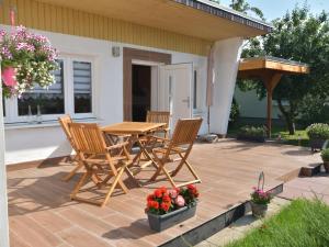 Maison de vacances Pleasing Bungalow in Boiensdorf with Fenced Terrace  23974 Boiensdorf Mecklembourg-Poméranie