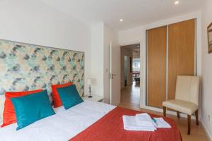Porto Bridges By Living Well