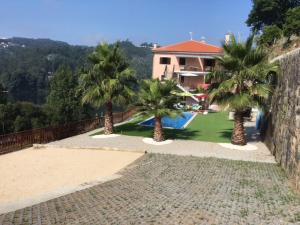 Maison de vacances Porto Douro Grande Maison avec Piscine couverte eau chauffée 2760 AVENIDA FRANCISCO SA CARNEIRO - ESPOSADE 4515-658 Crestuma Région Nord