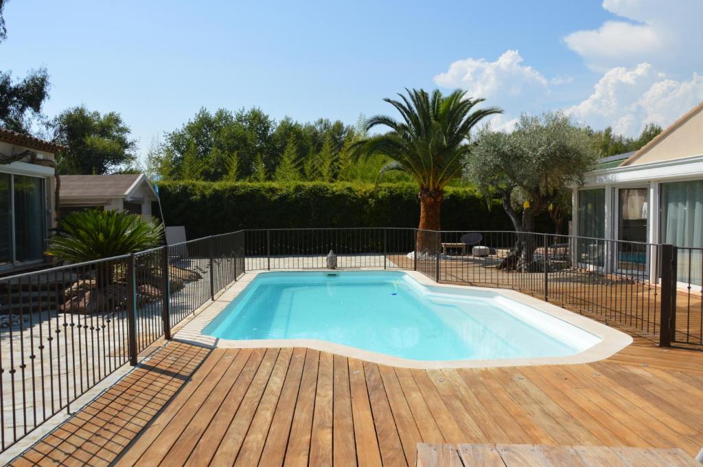 Pretty apartment with a breathtaking view of the Baie des Sables 85100 Les Sables dʼOlonne