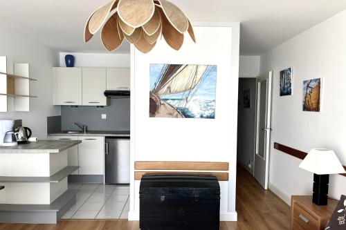 Pretty apartment with a breathtaking view of the Baie des Sables