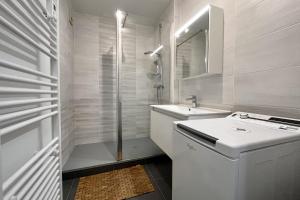 Pretty apartment with a breathtaking view of the Baie des Sables
