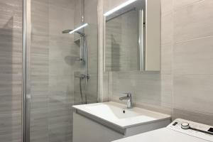Pretty apartment with a breathtaking view of the Baie des Sables