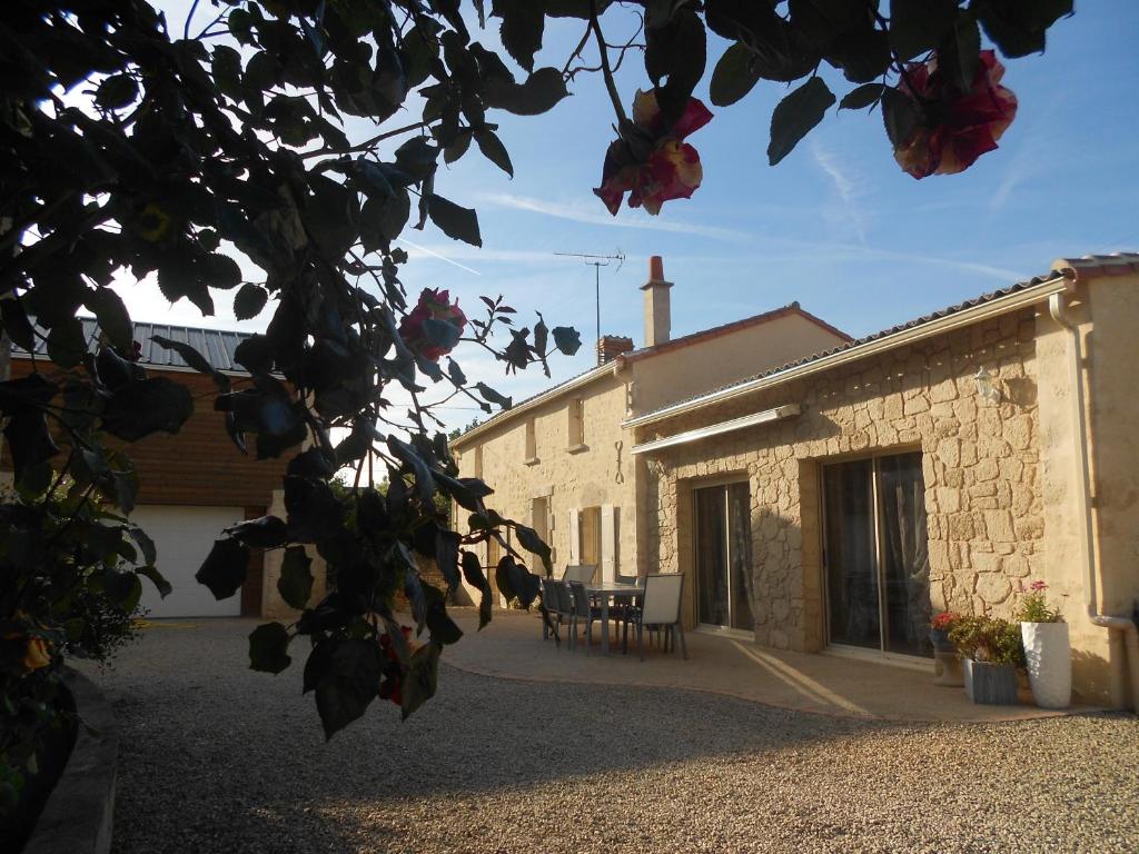 Pretty cottage near sandy beach in the Cotentin 50560 Gouville-sur-Mer
