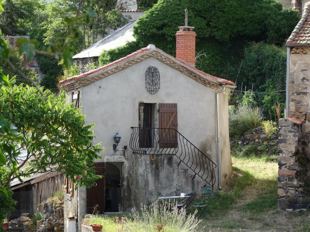 Maison de vacances Pretty house en Auvergne Le monty 63420 Rentières