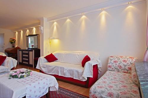 Private Apartment Relax Lincoln (4532)