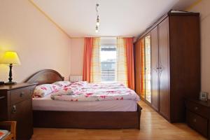 Private Apartment Relax Lincoln (4532)