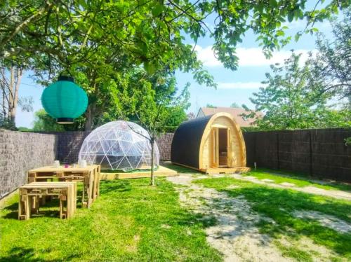 Propriete d'une chambre avec jacuzzi jardin clos et wifi a Pruniers en Sologne