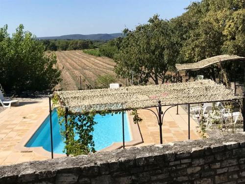 Propriete de 2 chambres avec piscine partagee et jardin clos a Orgnac l'Aven