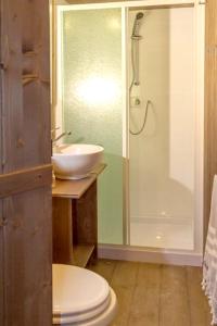 Propriete de 2 chambres avec piscine partagee terrasse amenagee et wifi a Argences en Aubrac