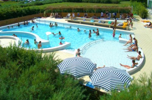 Propriete de 3 chambres avec piscine privee jardin clos et wifi a Argenton sur Creuse