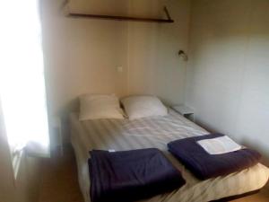 Propriete de 3 chambres avec piscine privee jardin clos et wifi a Argenton sur Creuse
