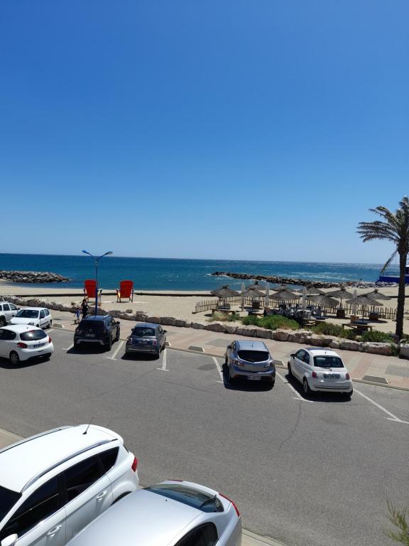 Propriété de caractère avec piscine 63980 Les Ayes
