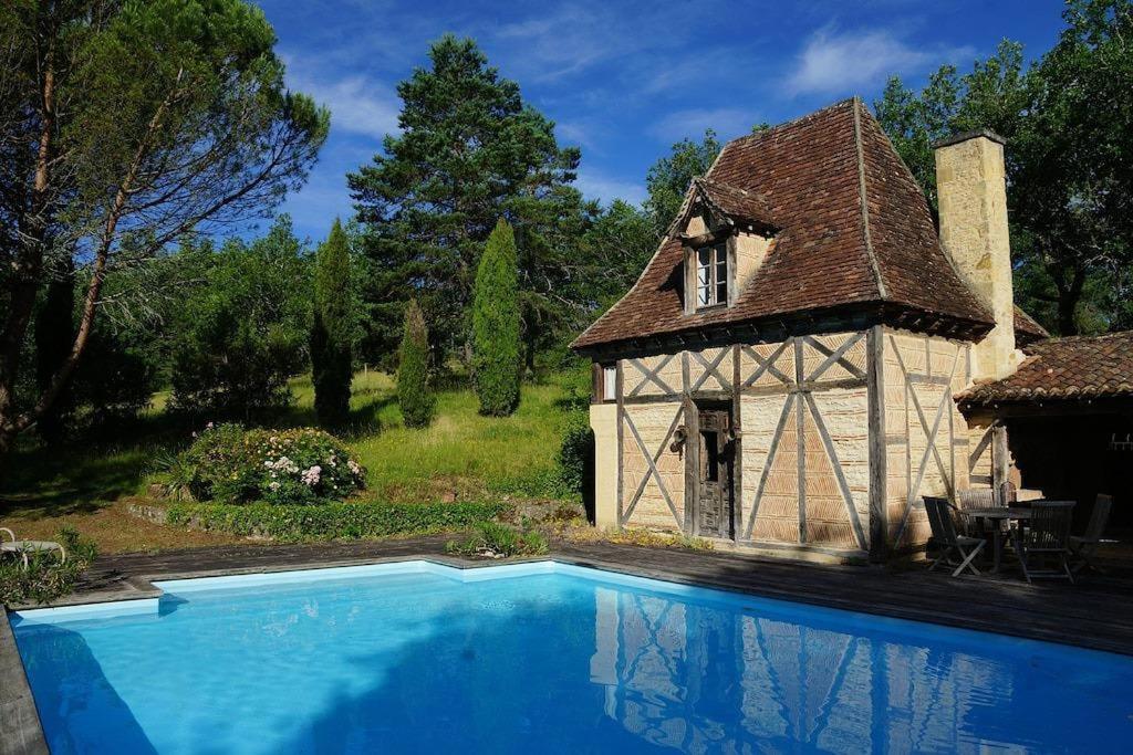 Maison de vacances Propriété familiale en Dordogne 150 Imp. de l'Ambulance 24260 Mauzens-et-Miremont