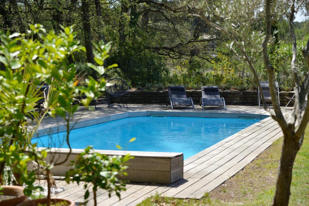 Maison de vacances Provencal house in the countryside with terrace garden and pool 85 Impasse du Canal 13710 Fuveau