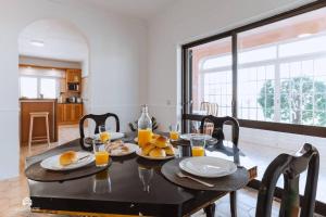 Puerto Raval - 5 Bedrooms - BBQ & Garden