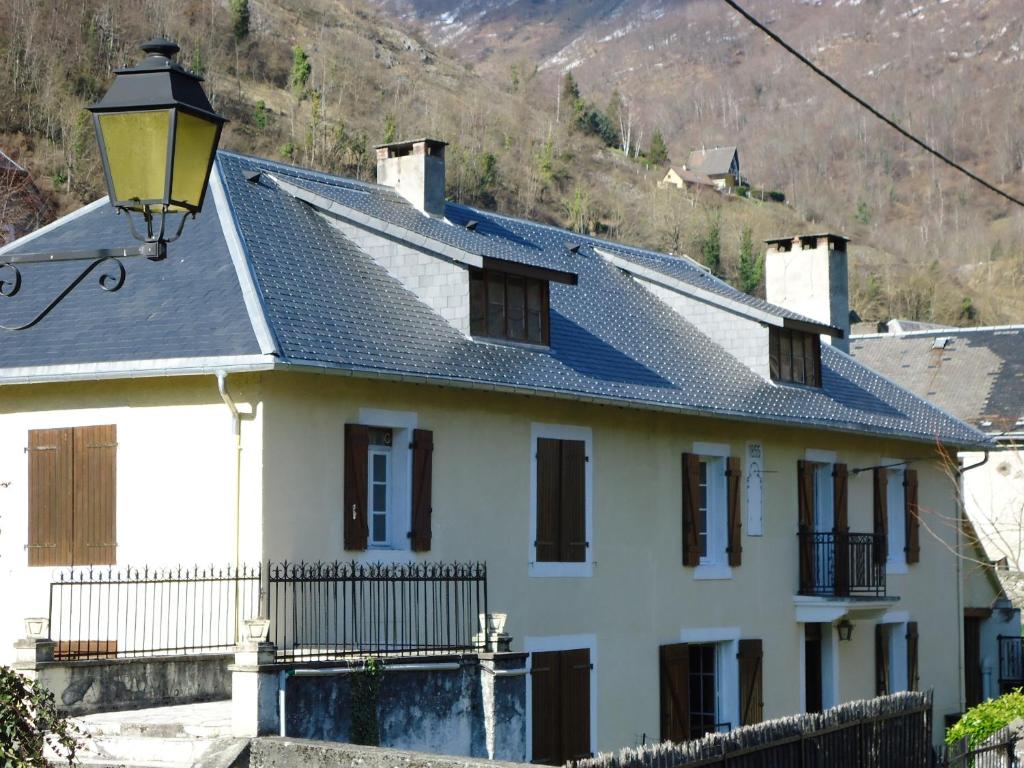 Maison de vacances Pyrénées Boutx - Grand Gîte de caractère 1 rue cabanous 31440 Boutx