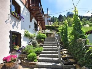 Maison de vacances Quaint Farmhouse in Langenbach near the Lake  98667 Langenbach Thuringe