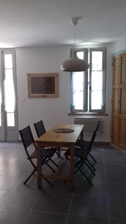 Maison de vacances Quartier St Pons 11bis rue Francis Pouzol 30400 Villeneuve-lès-Avignon