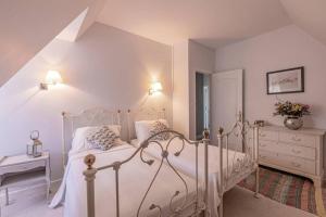 Quiet 50's cottage - 12 p. - Private park & pool