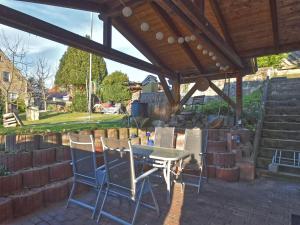 Maison de vacances Quiet holiday home with a beautiful terrace and fenced garden  06628 Naumbourg Saxe-Anhalt