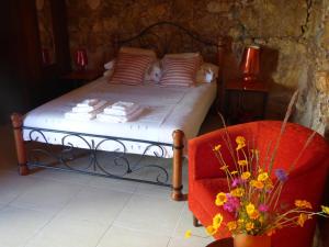 Quinta d'Alegria with large swimming pool near Coimbra