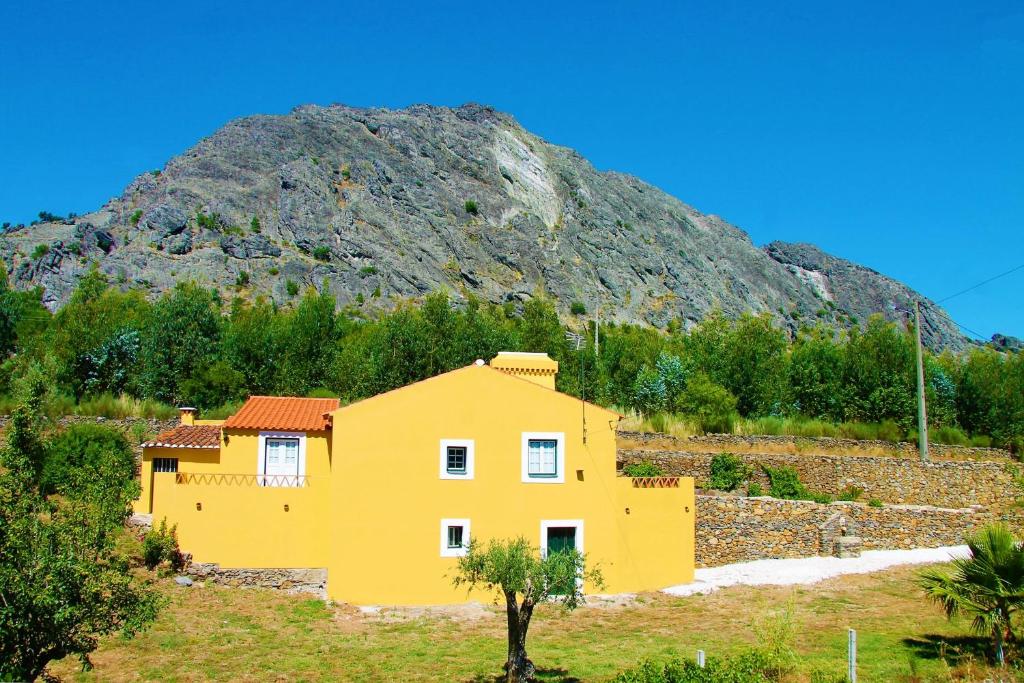 Maison de vacances Quinta da Figueirinha Lugar das Esparoeiras - Galegos 7330-062 Marvão