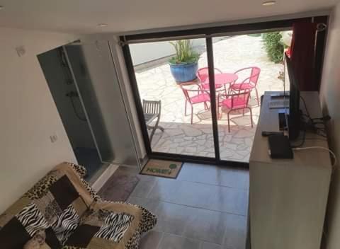 Rainha II Beach Apartment 2750-434   Cascais