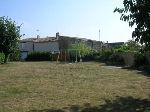 Recently renovated holiday house in the heart of a small French town
