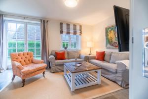 Reet Lodge