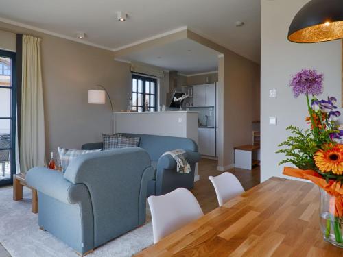 Reetland am Meer - Premium Reetdachvilla mit 3 Schlafzimmern, Sauna und Kamin F23