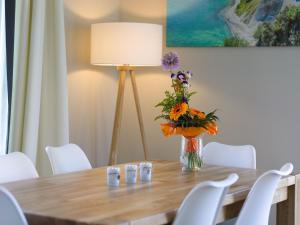 Reetland am Meer - Premium Reetdachvilla mit 3 Schlafzimmern, Sauna und Kamin F26