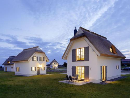 Reetland am Meer - Superior Reetdachvilla mit 2 Schlafzimmern E12