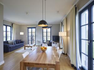 Reetland am Meer - Superior Reetdachvilla mit 2 Schlafzimmern F03