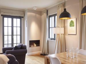Reetland am Meer - Superior Reetdachvilla mit 2 Schlafzimmern und Kamin E26