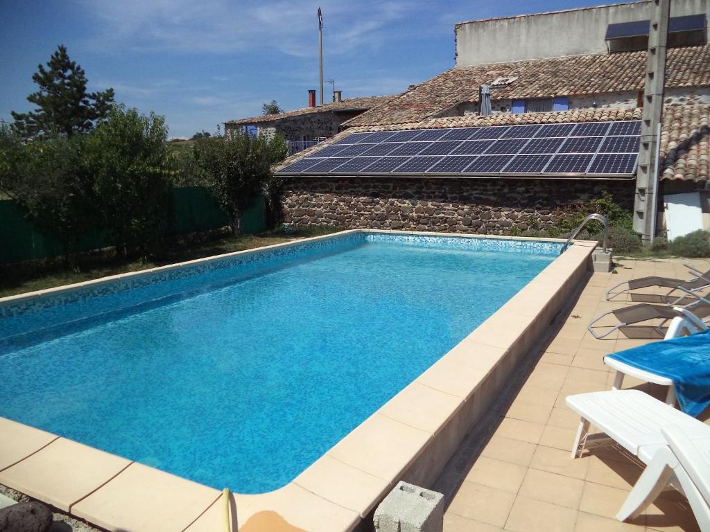 Maison de vacances Refreshing Apartment in Mirabel with a Private Pool Terrace  07170 Mirabel