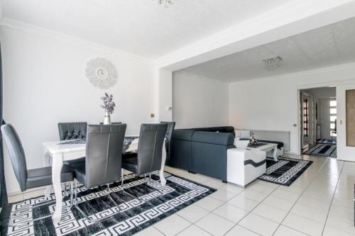 Relax Fair House II (6103)