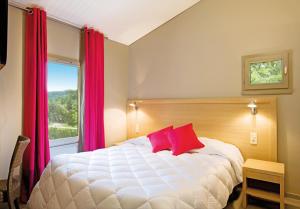 Relaxing Chateau Laval- 3-room apartment Essential 5 people