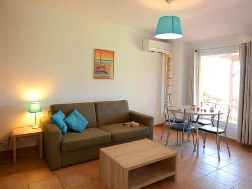 Résidence Alba Rossa, Serra-di-Ferro, accommodation with terrace or balcony